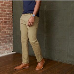 Robert Graham Classic Yates Khaki Tan Pants Size 32